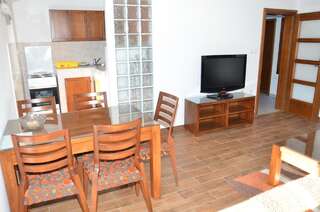 Апартаменты Apartments Vučetić Херцег-Нови Апартаменты с 2 спальнями-11