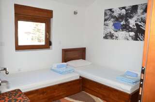 Апартаменты Apartments Vučetić Херцег-Нови Апартаменты с 2 спальнями-9